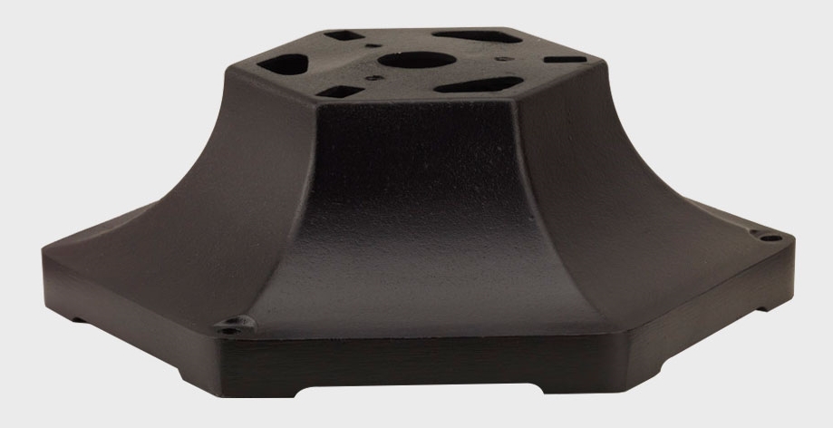 Large head outdoor lighting pier mount